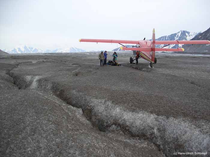 0023 Landung auf dem Tana Gletscher
