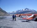 0007 Landung mit 2 Supercubs auf dem Tana Gletscher